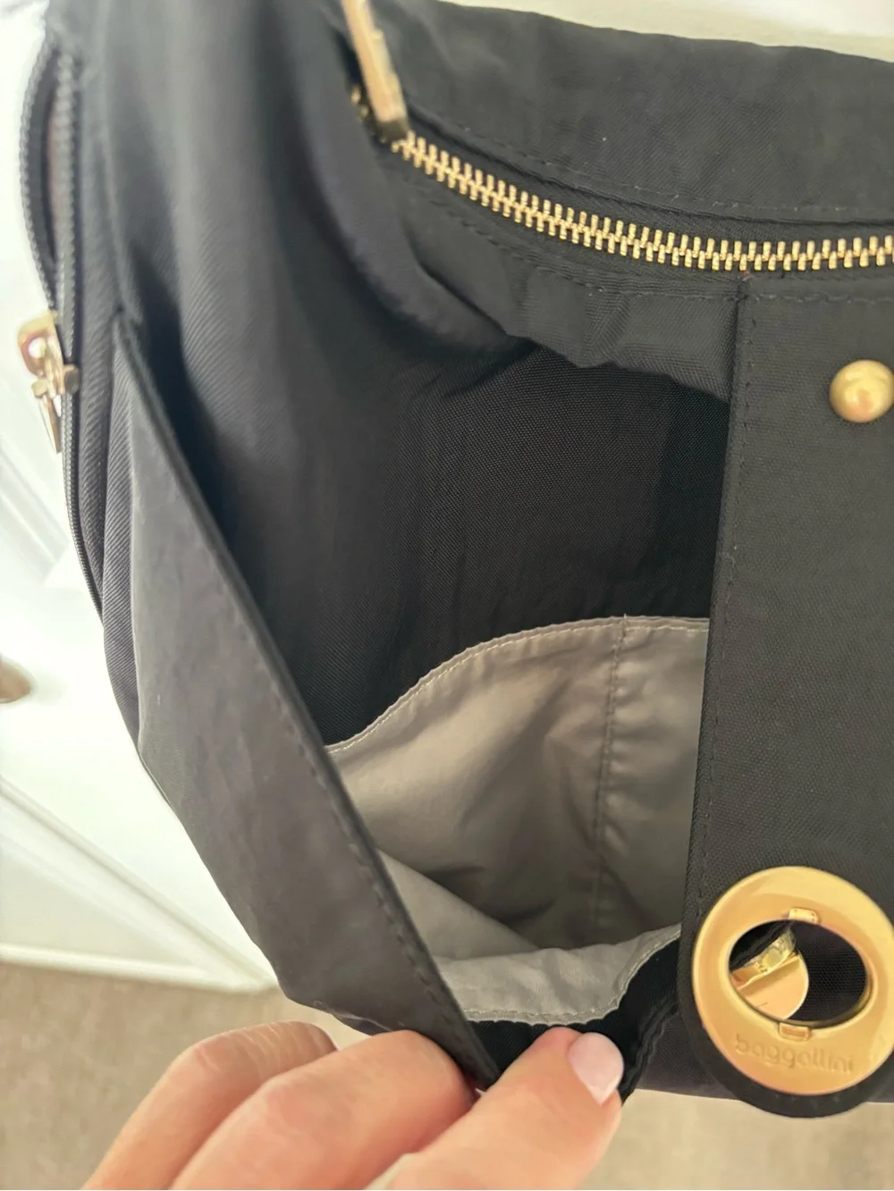 Baggallini Black Shoulder Bag with Gold Turn-Lock